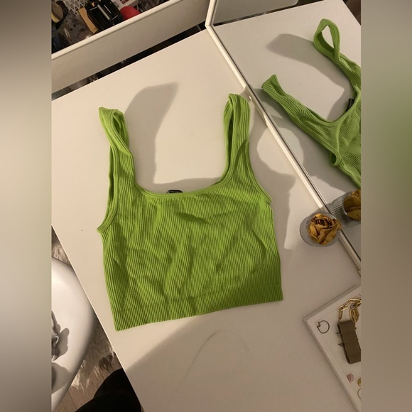 Bundle Zara green cropped tanks | Size XS - Picture 3 of 4